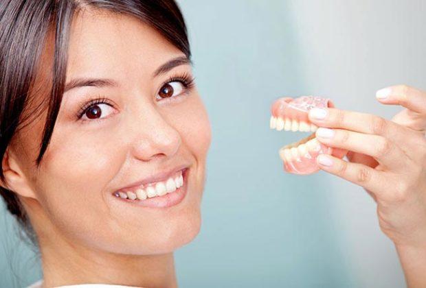 Les meilleures crèmes pour la fixation des prothèses dentaires La meilleure crème de fixation pour prothèses dentaires