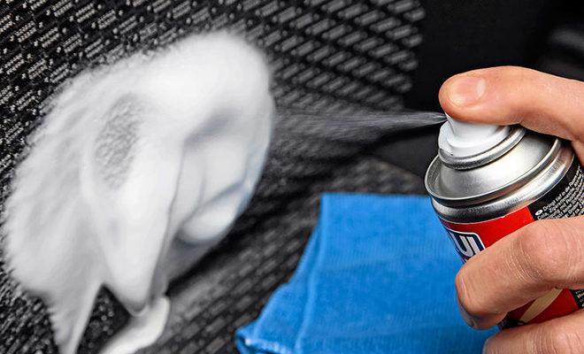 Le meilleur moyen de nettoyer l'intérieur de la voiture