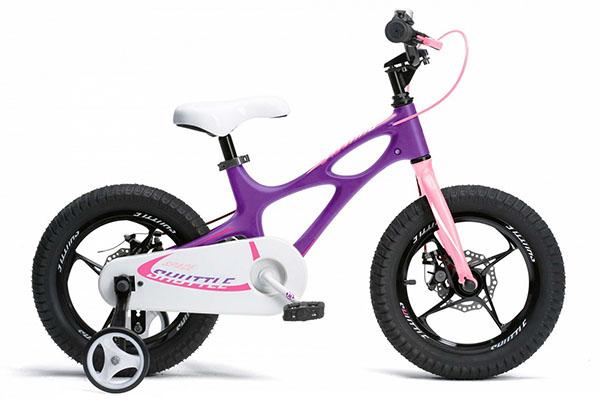 Royal Baby 16-22 navette spatiale 16