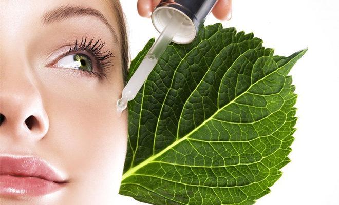 Les meilleures huiles pour la peau autour des yeux Les meilleures huiles pour la peau autour des yeux